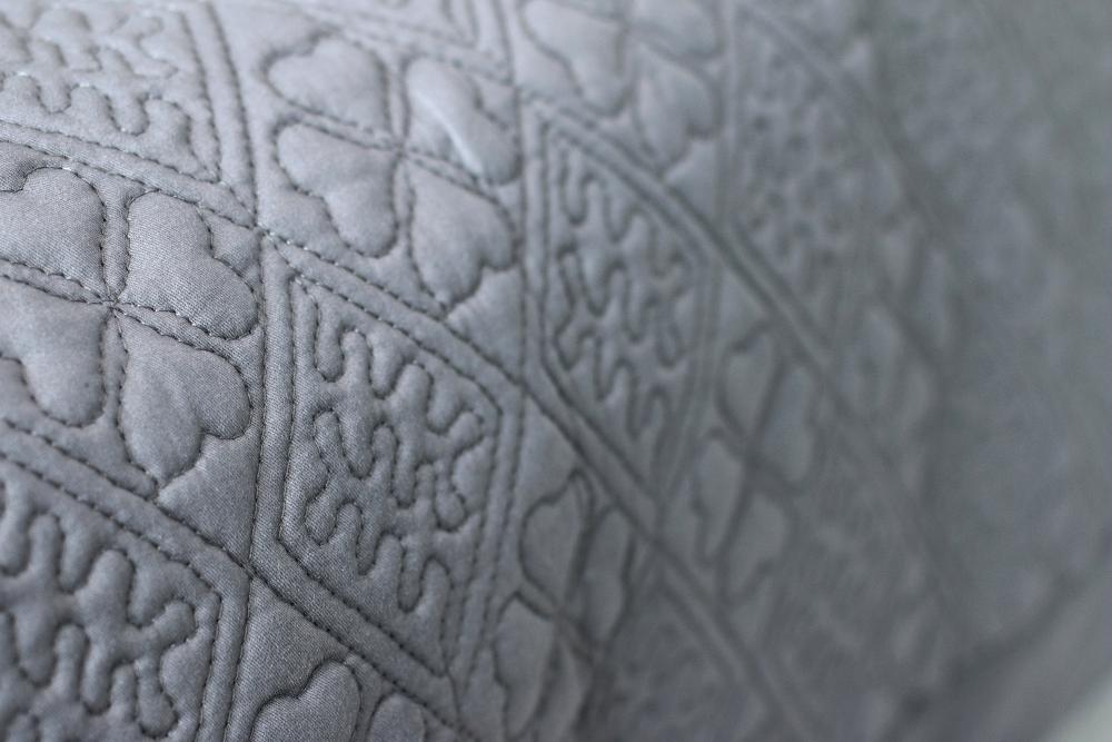 Покрывало - простыня стеганая GOCHU Clover K (Клевер К) 170*210 угольный