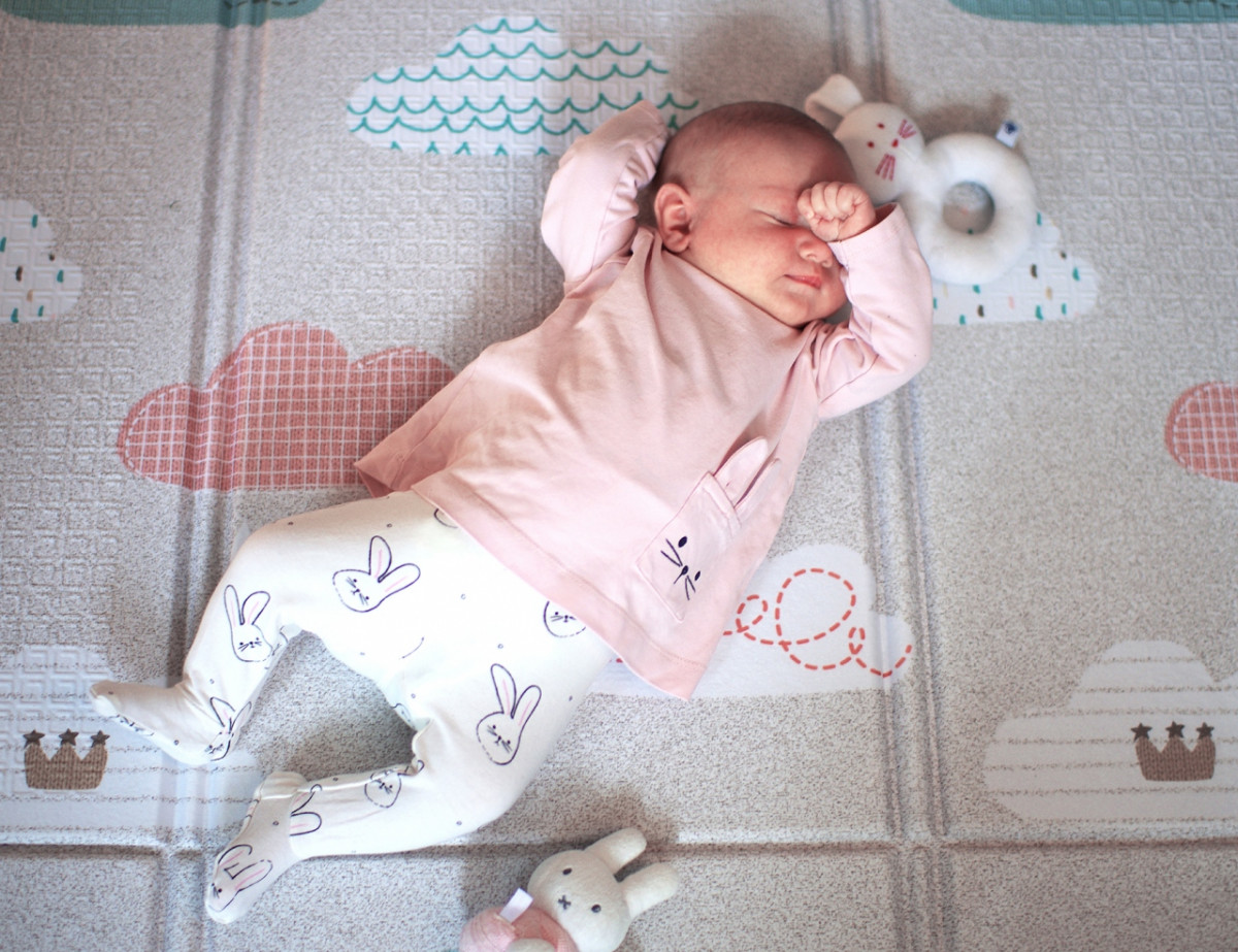 Портативный коврик Облачка, 140x200x1 см от компании "Кореал - Настоящая Корея"