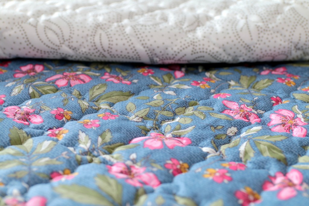 Простыня стеганая GOCHU Hub Q 155*210 голубой