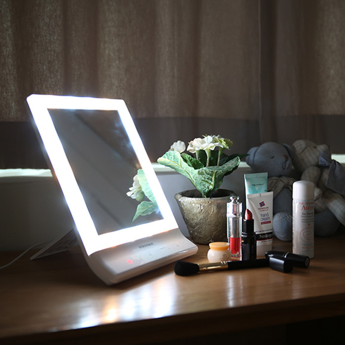 Макияжное зеркало со светодиодной подсветкой Diasonic (Диасоник) DL-110CH от компании "Кореал - Настоящая Корея"