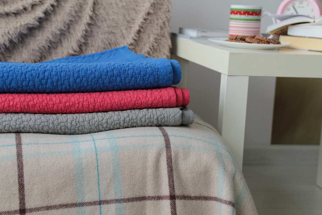 Одеяло GOCHU Sancho (Санчо) 150*200 красный