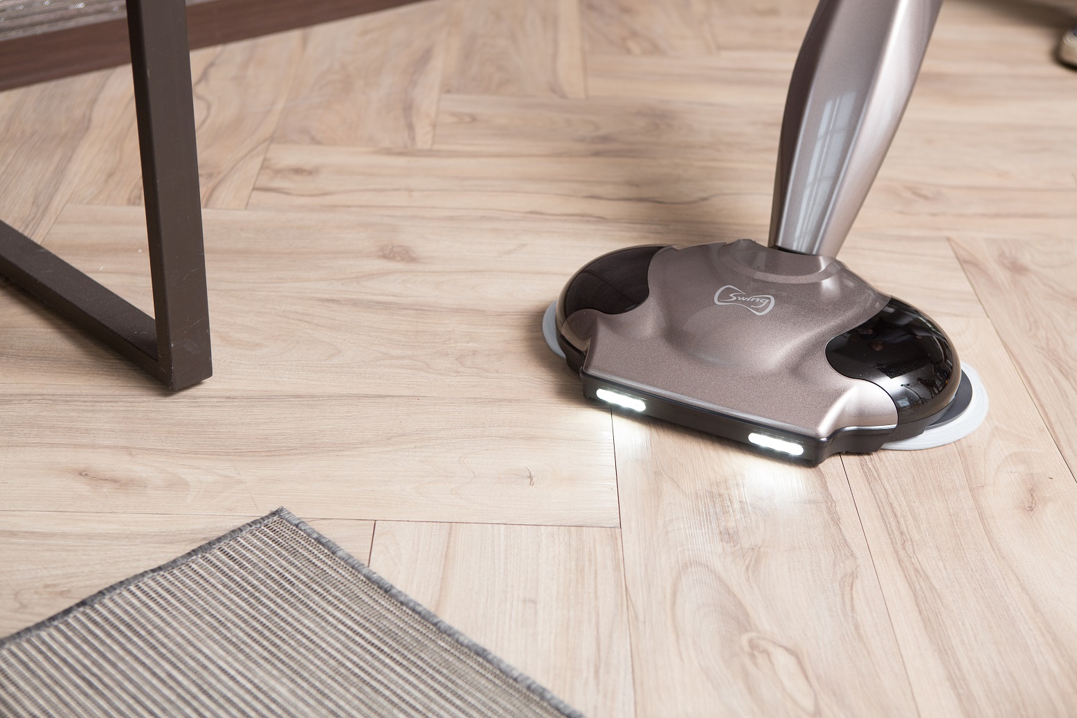 Беспроводной полотер - пылесос SWING (СВИНГ)-8500 (коричневый) от компании "Кореал - Настоящая Корея"